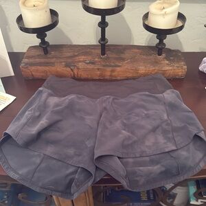 lululemon size 4 speed ups grey high rise